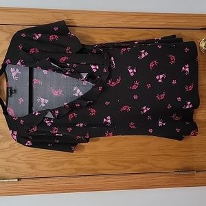 Torrid Size 1 or 1X Women's Ruffle Trim Neckline Top